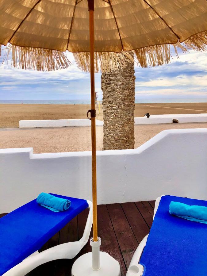 Luxury Suite Sea Front III Playa Honda  Bagian luar foto